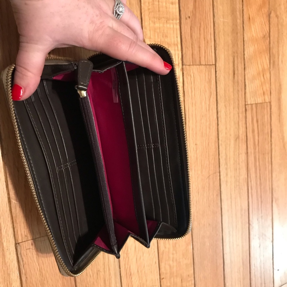 Coach wallet - Picture 2 of 2
